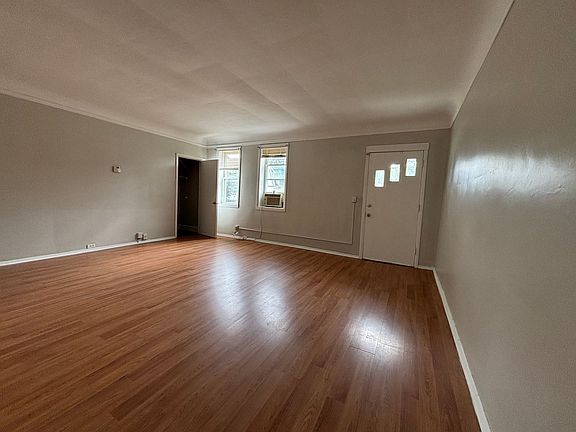 4th image of 20931 N Vine Ave