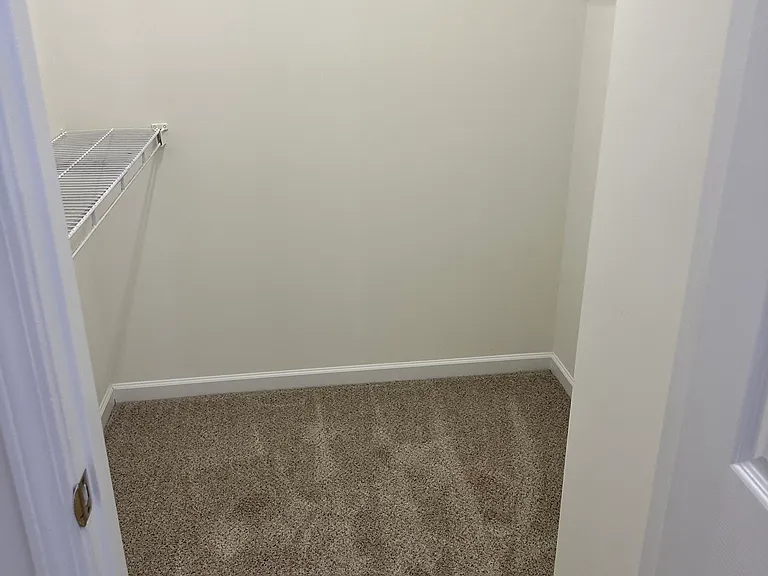 510 Huron Rd — Photo 6