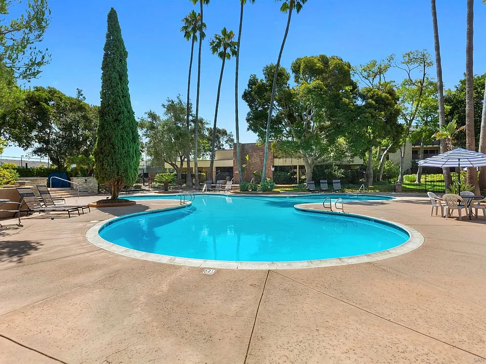 6416 Friars Rd #320