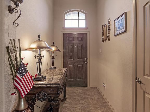 5th image of 10921 Abbeyglen Ct