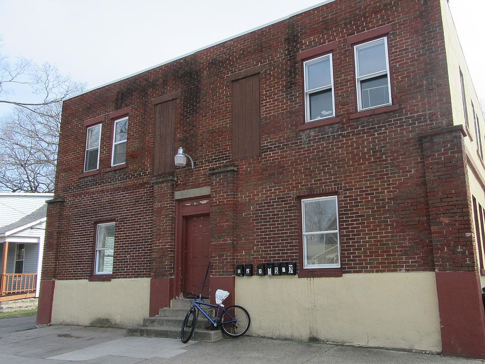 1st image of 273 E Forest Ave