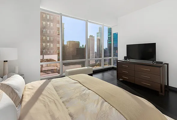 Sold by Compass | media 6