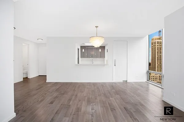 Rented by R New York | media 29