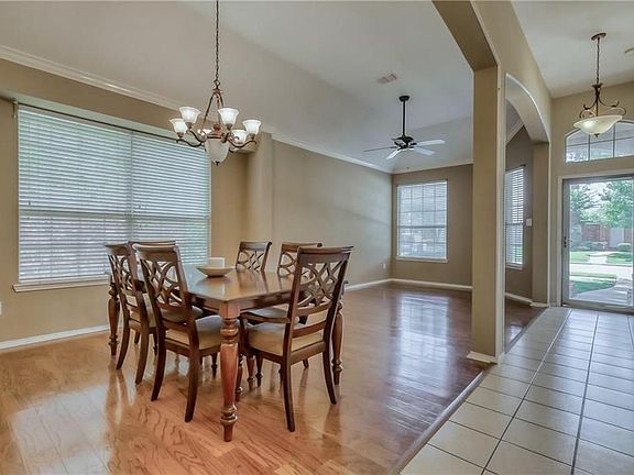4th image of 2741 Buck Hill Dr