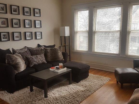 3rd image of 1962 W Leland Ave APT 2