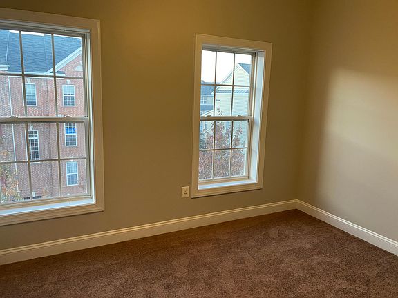 5th image of 15143 Kentshire Dr #481