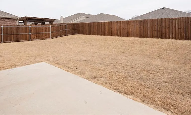 1721 Gayla Creek Dr — Photo 5