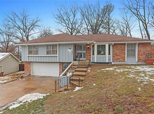 3632 NE West Park Dr, Kansas City, MO 64116