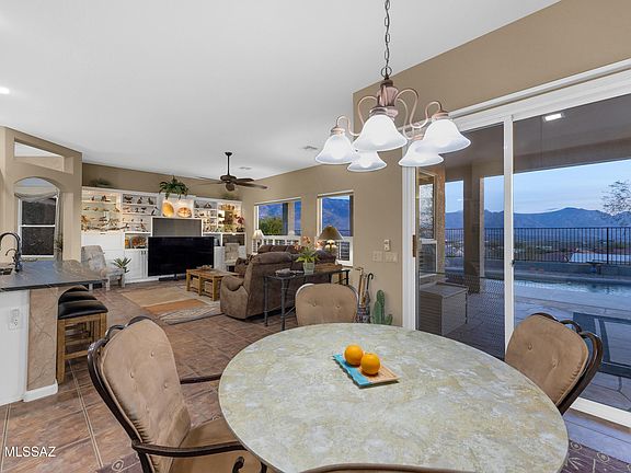 5th image of 63111 E Mountain Crest Dr