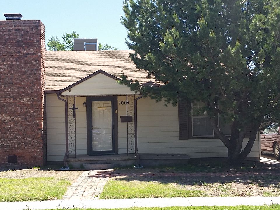 1st image of 1004 Fisher St