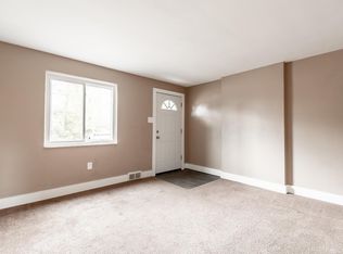 1202 Maple Street Ext APT C, Coraopolis, PA 15108