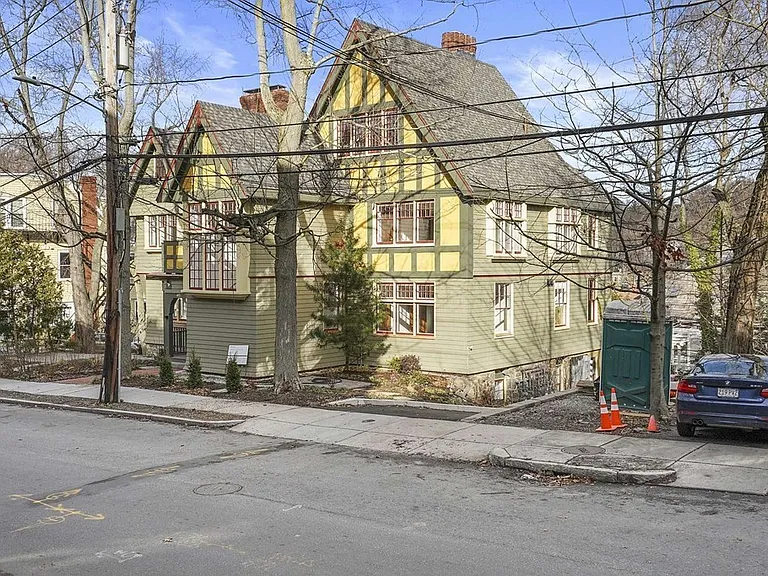 165 Winthrop Rd #D — Photo 38