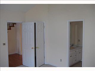 2nd image of 29 Deer Run Ct
