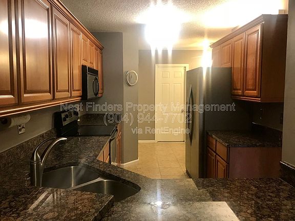 3rd image of 7623 Baymeadows Cir W APT 2063