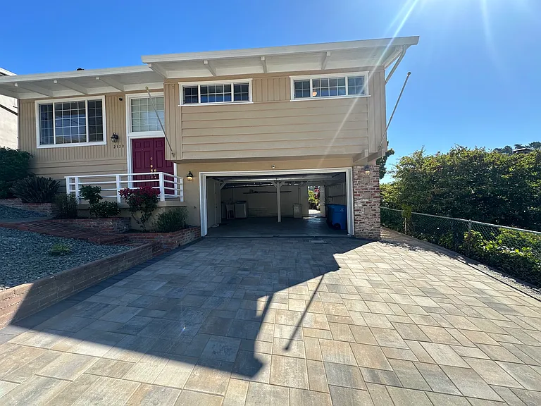 2350 Rosewood Dr — Photo 44