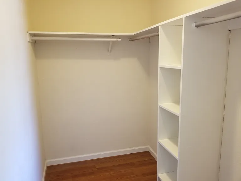 363 Occidental Cir — Photo 16