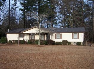 7010 Hobgood Rd, Fairburn, GA 30213