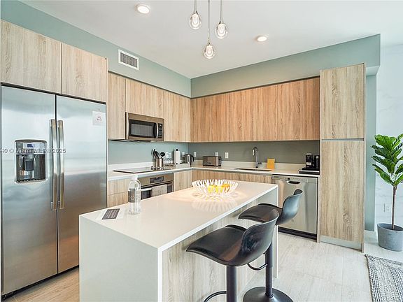 3rd image of 3900 Biscayne Blvd #S-702
