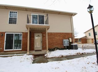 68116 Rosewood Ln, Richmond, MI