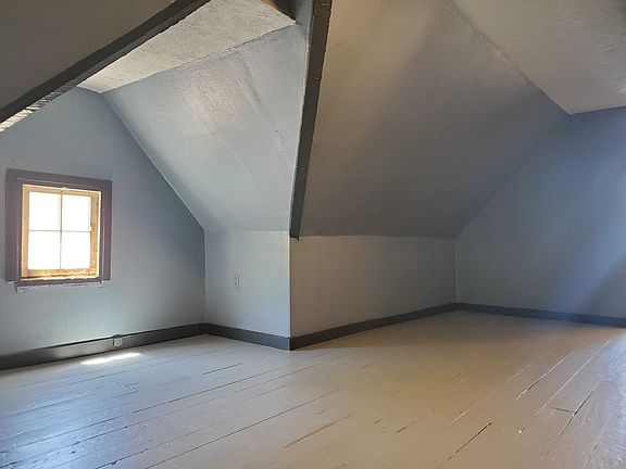 3rd image of 1910 Corning Ave #247