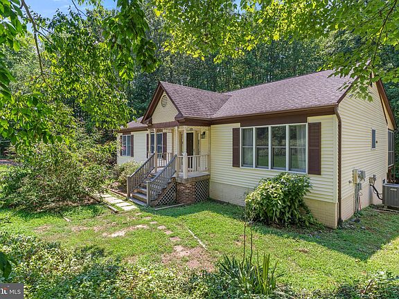 2nd image of 3245 Titanic Dr