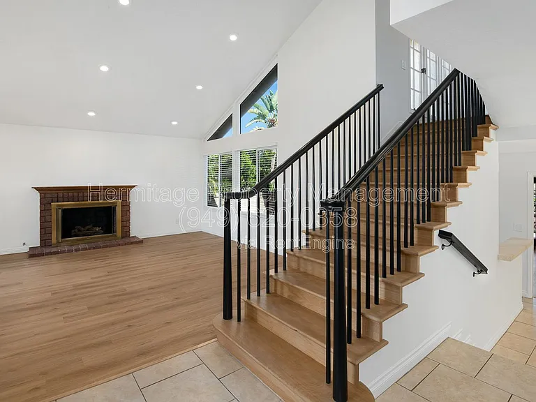 28142 Ambar — Photo 2