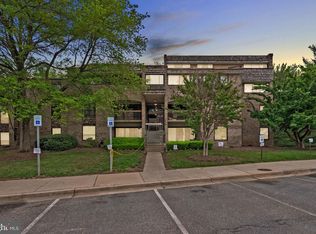 437 Christopher Ave #118, Gaithersburg, MD 20879