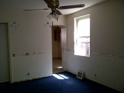 5th image of 1355 E Oxford St