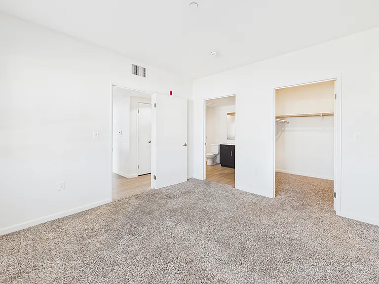 Citron Apartments — Photo 25