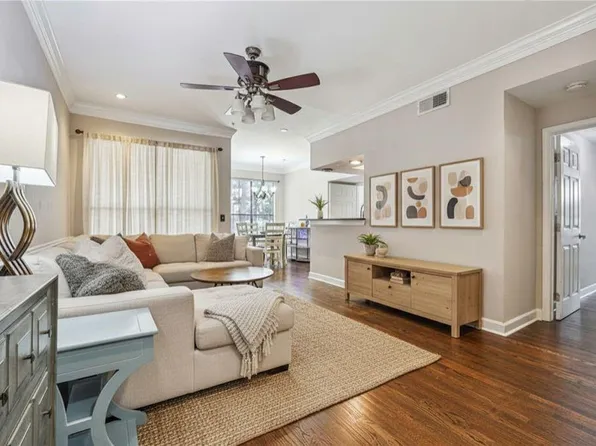 3777 Peachtree Rd NE APT 911, Brookhaven, GA 30319