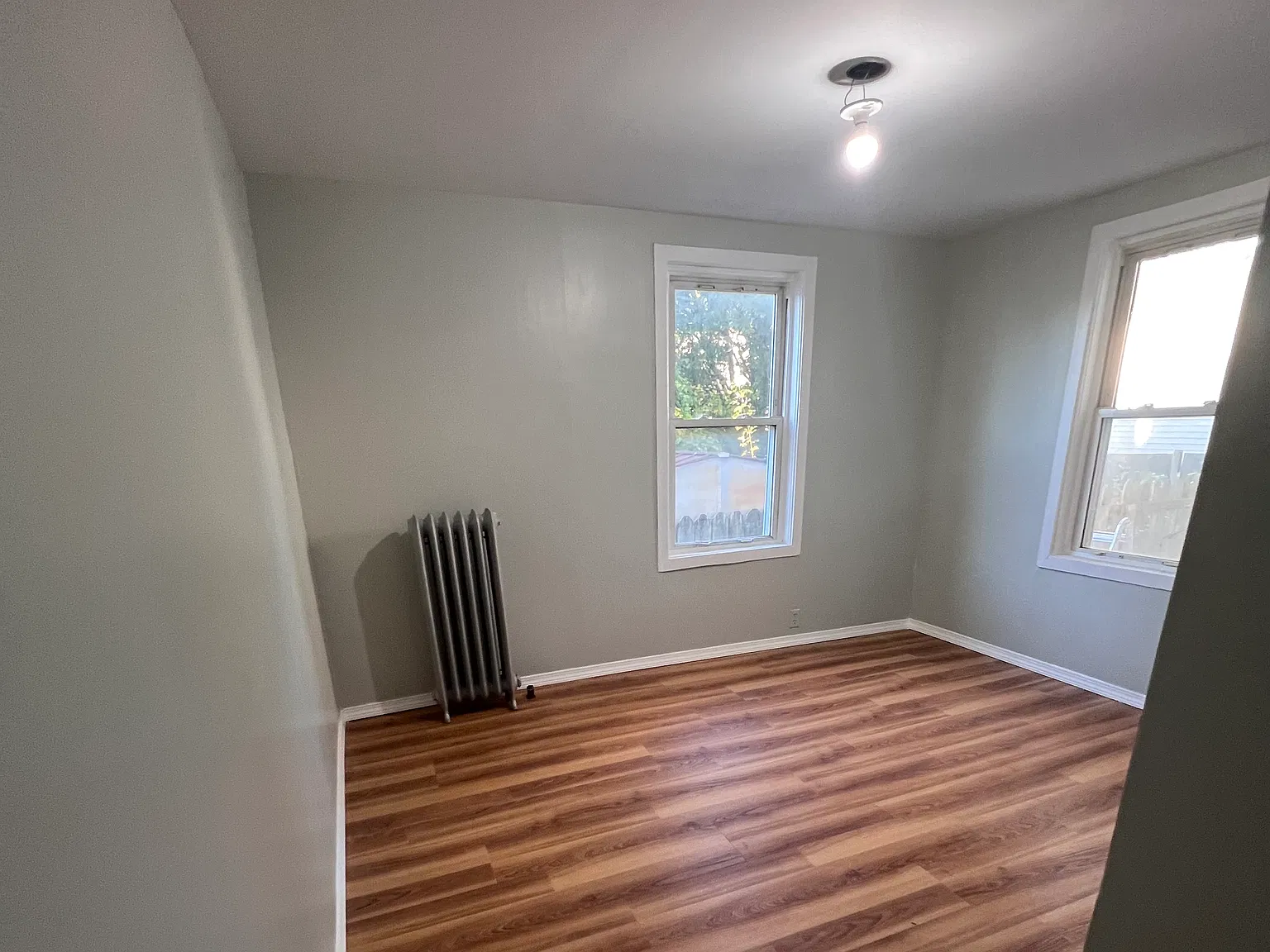 4 bed, 1.5 bath, $2,600 — Photo 4