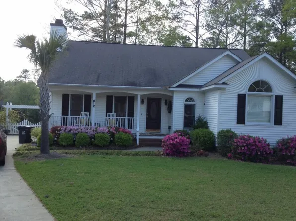 812 Oak Burne Ct, Lexington, SC 29073