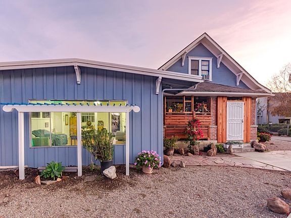 3rd image of 2896 Soquel Ave