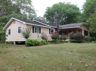 90 Everett Drennan Rd, Sumrall, MS 39482