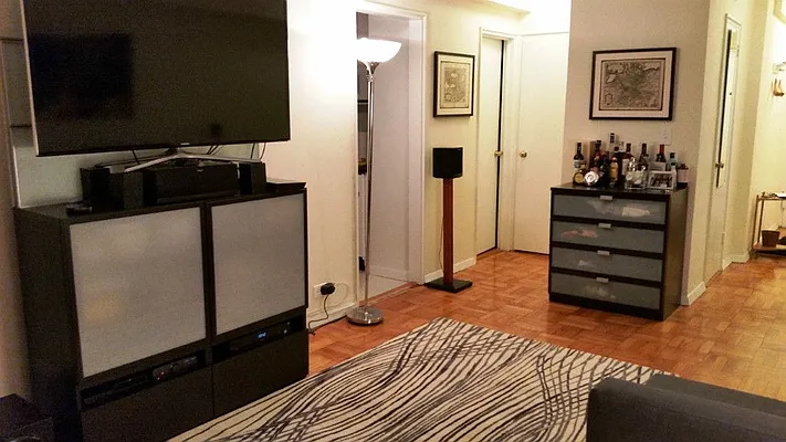 Rented by Manhattan Apartment Organization | media 11