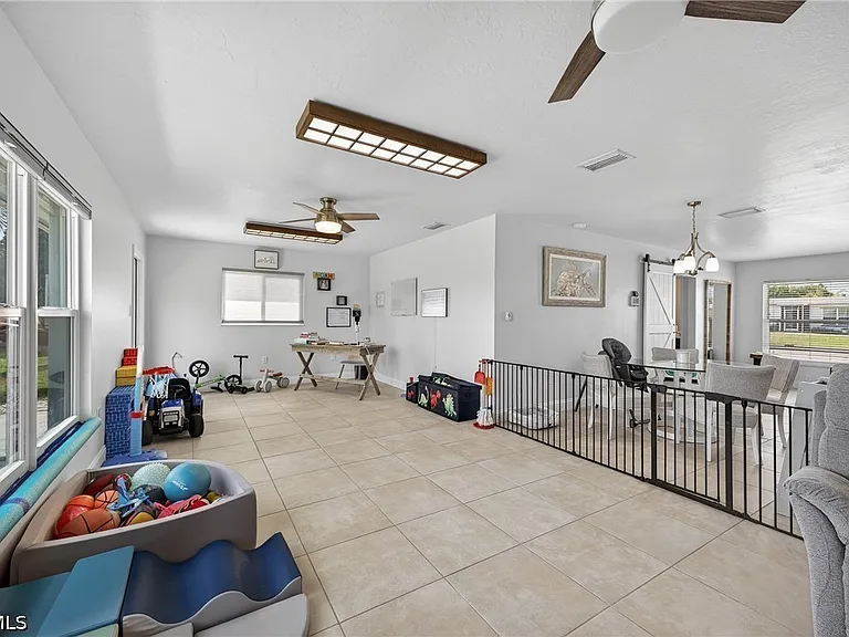 27256 San Marino Dr S — Photo 17