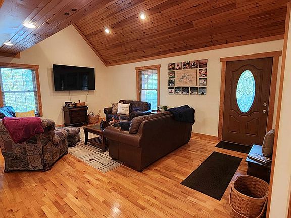 4th image of 257 Fannys Creek Dr