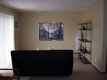 tn_chicagodr_oldaptliving1550