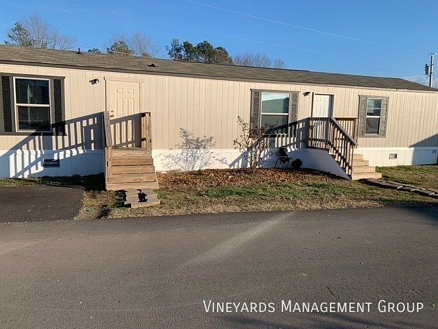 2nd image of 170 Riviera Courts Dr