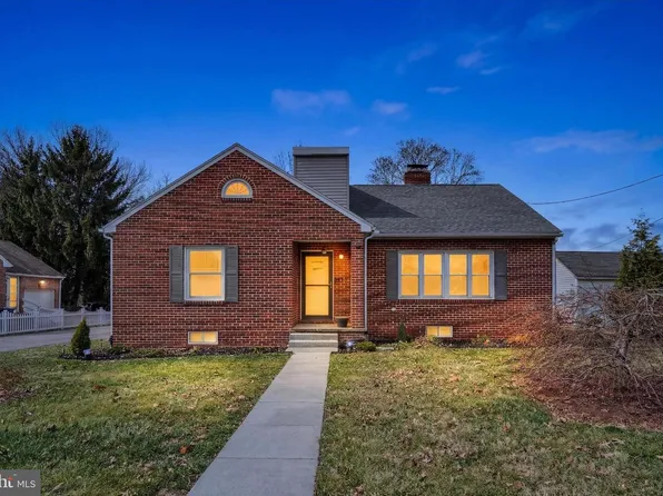 2311 Tower Dr, Dover, PA 17315