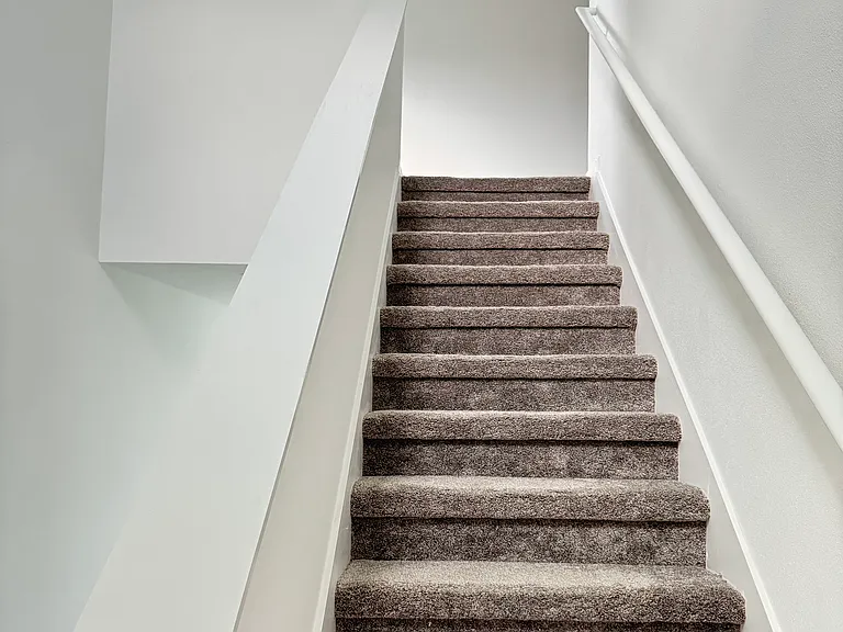 553 Reggie Rd — Photo 24