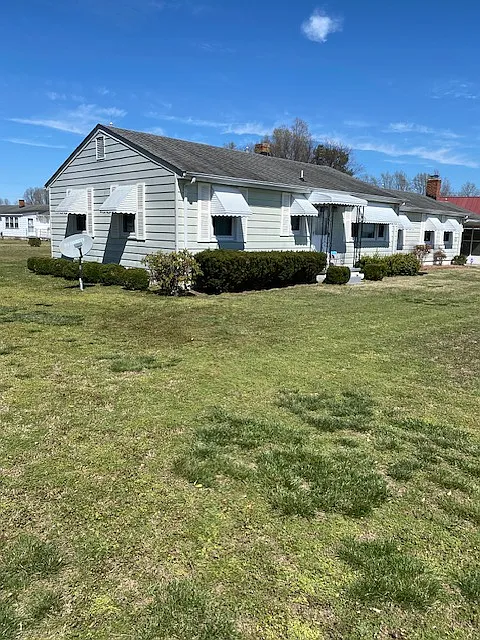 3 bed, 1452 sqft, $1,600 — Photo 3
