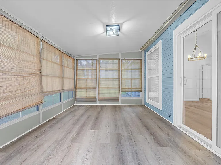 7 Camberwell Ct — Photo 11