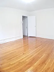 Rented by Roberto Guilbet, LREB