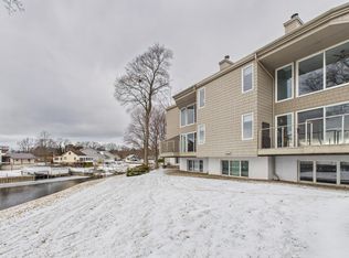 408 Ruddiman Dr #3, Muskegon, MI 49445