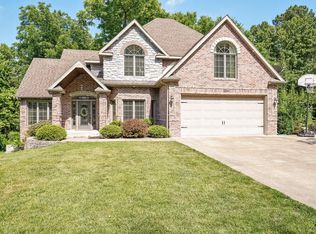 5294 S Sycamore Ave, Springfield, MO 65810