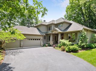 17934 Bearpath Trl, Eden Prairie, MN 55347