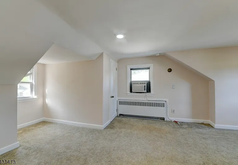 72 Colonial Dr — Photo 29