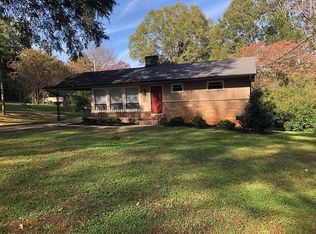 504 E Herman St, Newton, NC 28658
