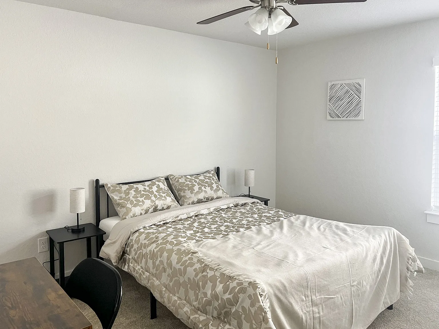 4 bed, 2.0 bath, 2000 sqft, $685 — Photo 3